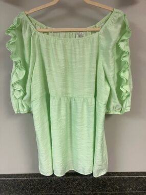 3/28 Cato pistachio green cute sleeve detail shirt XL 16